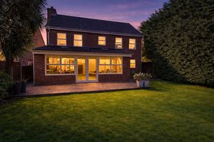 Photo 30- click for photo gallery